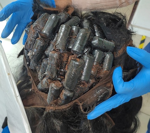 Cocaină în peruci: metodă inedită de scoatere a drogurilor din America Centrală - VIDEO