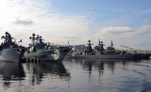 Marina ucraineană spune că navele ruseşti s-au retras din apele de coastă din Marea Neagră / Ruşii au desfăşurat sisteme de rachete în regiunile Crimeea şi Herson