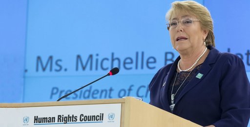 Arestarea unui număr mare de protestatari anti-război din Rusia este „îngrijorătoare”, spune comisarul ONU pentru drepturile omului