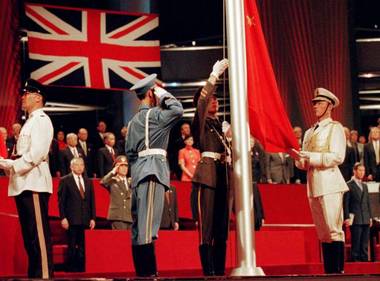 Noile manuale din şcolile din Hong Kong ”vor pretinde că oraşul nu a fost niciodată o colonie britanică”