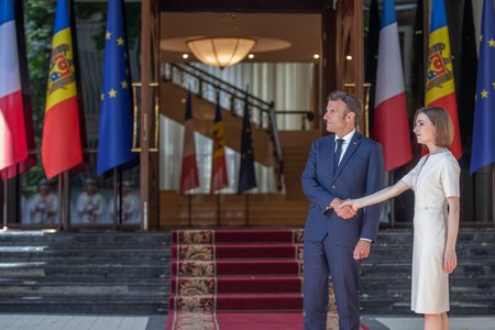Macron: Republica Moldova va primi un răspuns ”clar” la solicitarea de acordare a statutului de candidat la UE în aproximativ zece zile / ”Problema transnistreană” nu va reprezenta un impediment