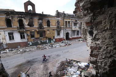Aproximativ 10.000 de civili se află în continuare la Sievierodoneţk, anunţă guvernatorul regiunii ucrainene Lugansk Serghii Gaidai