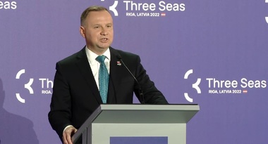 Preşedintele Poloniei: Iniţiativa celor Trei Mări a decis să creeze un nou tip de parteneriat, unul participant care nu e rezervat doar Ucrainei, ci şi altor state care doresc să adere la UE