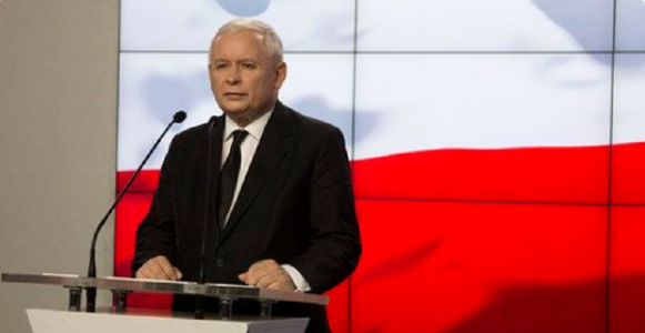 Jaroslaw Kaczynski, liderul partidului aflat la guvernare şi vicepremierul Poloniei, a demisionat din Guvernul polonez