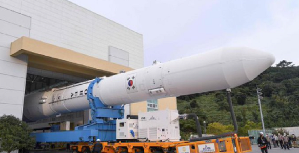 Coreea de Sud a efectuat al doilea test de lansare a rachetei spaţiale Nuri, prima rachetă produsă pe plan intern