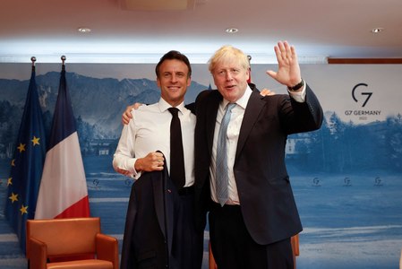 Discuţiile pentru organizarea unui summit Macron-Johnson ”cât mai curând posibil” sunt în desfăşurare, potrivit unei surse guvernamentale britanice 
