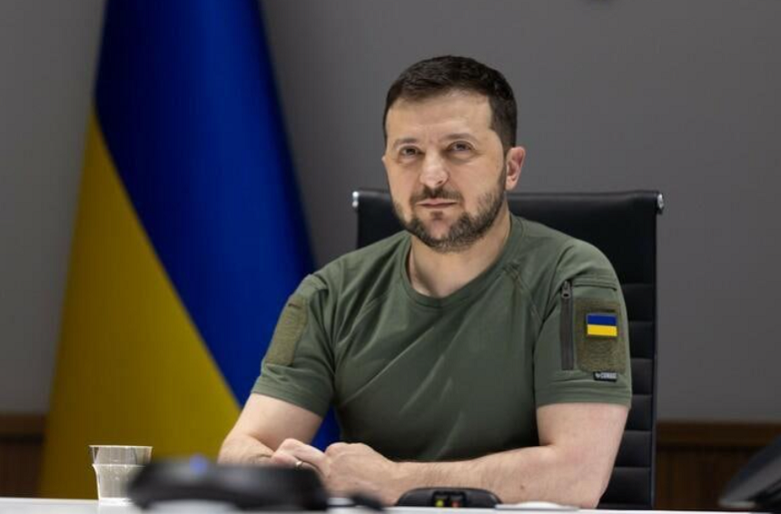 Zelesnki îndeamnă liderii NATO să accepte aderarea Ucrainei: ”Contribuţia Ucrainei la apărarea Europei şi a întregii civilizaţii este încă insuficientă, Ucraina nu a plătit suficient?”