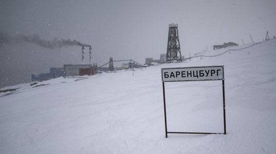 Rusia acuză Norvegia de blocarea tranzitului mărfurilor destinate ruşilor instalaţi în Svalbard, considerat ”călcâiul lui Ahile al NATO în Arctica”, şi ameninţă cu represalii, după ce Oslo a pus în aplicare sancţiunile impuse Moscovei din cauza invaziei U