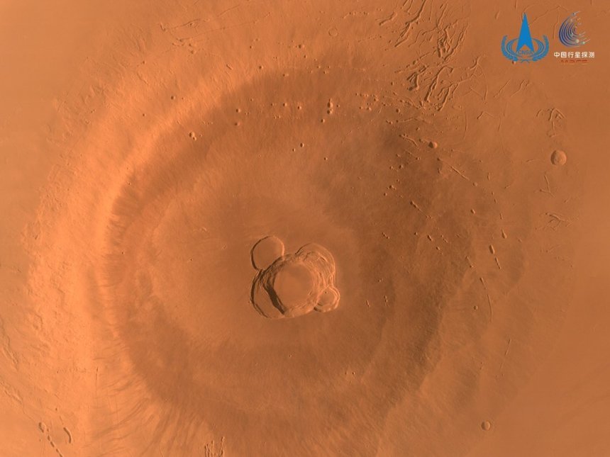 O navă spaţială chineză obţine imagini de pe întreaga suprafaţă a planetei Marte - FOTO
