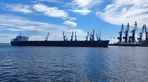 O primă navă rusească cu 7.000 de tone de cereale, apărată de Marina rusă, pleacă din portul ucrainean Berdeansk către ”ţări prietene”, anunţă ocupaţia rusă