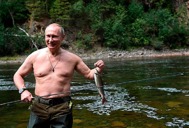 Putin răspunde unor ironii ale liderilor G7; ”Nu ştiu exact până unde voiau să se dezbrace, deasupra sau dedesubtul taliei. Dar cred că, oricum, ar fi un spectacol dezgustător”