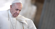Papa Francisc intenţionează să acorde femeilor mai multe funcţii în Sfântul Scaun şi le oferă un cuvânt de spus în numirea episcopilor