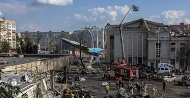 Rusia anunţă că a lovit, la Viniţa, cu rachete de tip Kalibr,  o reuniune în ”casa armatei” a comandamentului Forţelor aeriene ucrainene cu reprezentanţi ai furnizorilor străini de armament
