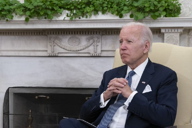 Biden deschide, printr-un decret, calea sancţionării guvernelor care încarcerează americani pe nedrept şi dispune avertismente de călătorie mai detaliate; China, Iranul, Myanmarul, Coreea de Nord, Rusia şi Venezuela, într-un grup iniţial de ţări cu însemnul ”D”, de la risc de detenţie