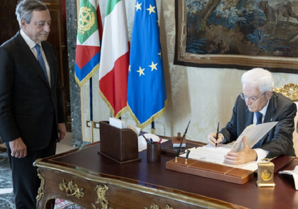 UPDATE-Mattarella dizolvă Parlamentul italian şi provoacă alegeri anticipate