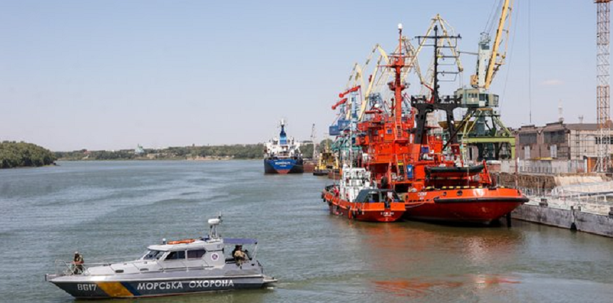 Ucraina afirmă că o navă deţinută de sirieni şi acostată în Liban transporta cereale furate