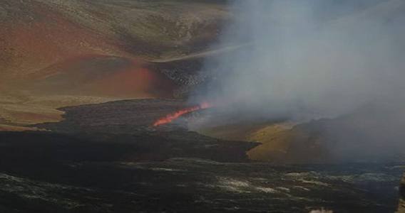Erupţie în Islanda, într-o fisură vulcanică, în apropiere de Reykjavik