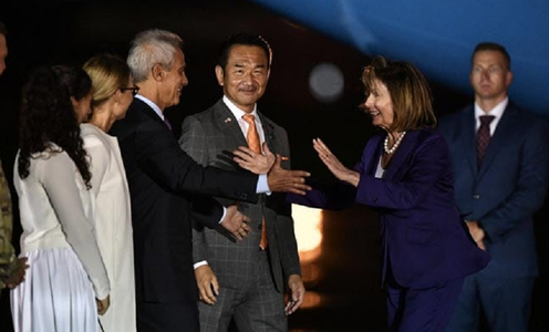 Nancy Pelosi, în Japonia, ultima etapă a turneului său în Asia. Rachete balistice chineze de tip Dongfeng, lansate în largul Taiwanului, cad pentru prima oară în zona economică exclusivă a Japoniei