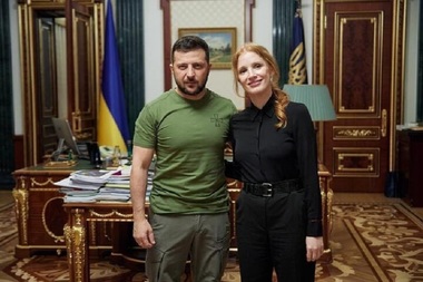 Actriţa Jessica Chastain la Kiev: ea s-a întâlnit cu Zelenski şi a vizitat spitalul de copii - VIDEO