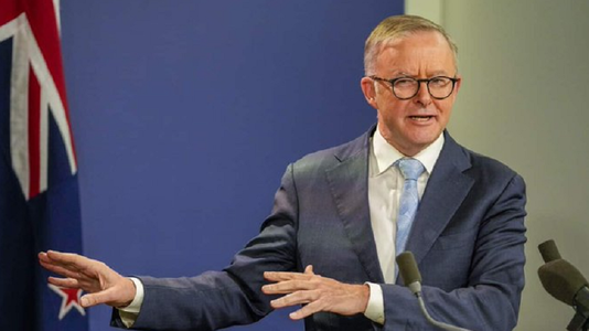 Premierul australian Anthony Albanese îl acuză pe predecesorul său, Scott Morrison, de o ”suprimare fără precedent” a democraţiei