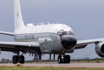 Marea Britanie respinge afirmaţiile Rusiei potrivit cărora un avion de recunoaştere britanic a încălcat frontiera aeriană rusă 