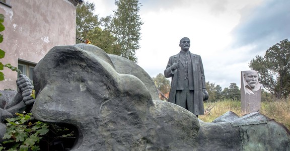 Estonia a decis să îndepărteze monumentele de război din epoca sovietică din locurile publice