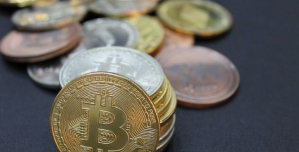 Bitcoin se depreciază din nou puternic