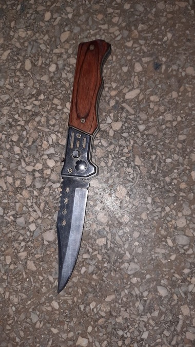 Poliţia cipriotă arestează o ucraineancă, suspectată că a ameninţat cu un cuţit un grup de ruşi de Ziua Drapelului Naţional