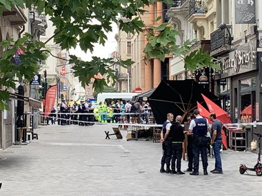 O dubă a intrat în două terase din Bruxelles. Accidentul, soldat cu şase victime cu răni uşoare