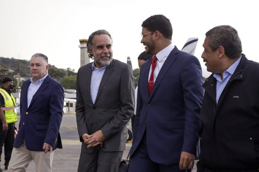 Venezuela şi Columbia şi-au reînnoit relaţiile diplomatice, rupte de trei ani