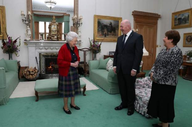Truss şi Johnson, în drum către Balmoral; principalele nume în Guvernul Truss