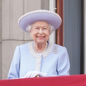 UPDATE-Regina Elizabeth a II-a, sub supraveghere medicală, la Castelul Balmoral. Medicii, îngrijoraţi de starea sănătăţii sale / Toţi cei patru copii ai reginei se află la Balmoral / Turişti în lacrimi în faţa Palatului Buckingham - VIDEO