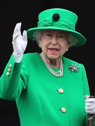 Barack Obama şi George W. Bush, onoraţi să o cunoască pe regina Elizabeth II