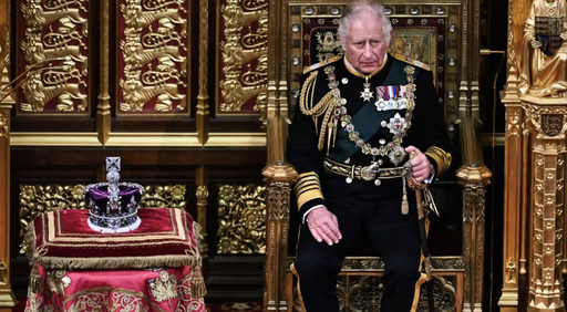 Înaintea lui Charles al III-lea, alţi doi regi cu numele Charles nu au avut un destin prea fericit
