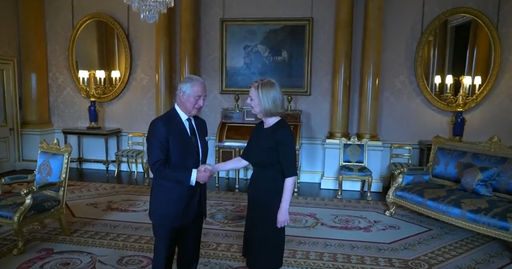 Regele Charles al III-lea îi mărturiseşte premierului Truss că moartea Reginei Elizabeth a II-a este ”momentul de care îi era groază” - VIDEO