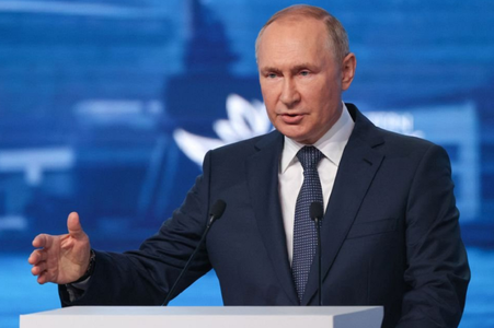 Oficiali ruşi riscă amenzi după ce au cerut „demiterea” preşedintelui Putin