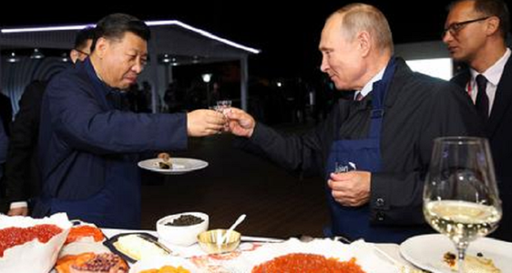 China îşi reafirmă susţinerea faţă de Rusia, aflată în dificultate în Ucraina