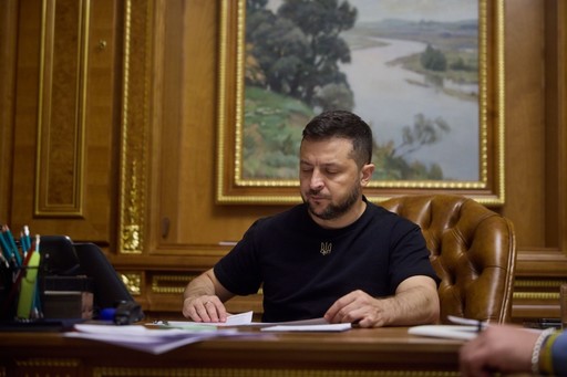 Zelenski, rănit uşor, în urma unui accident rutier produs la Kiev - CNN