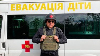 Cardinalul Krajewski, care împărţea ajutoare umanitare la Zaporojie în numele Papei Francisc, ţinta unui atac armat. El a scăpat nevătămat