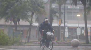 Un mort şi trei răniţi în Japonia, în alunecări de teren, provocate de taifunul Talas