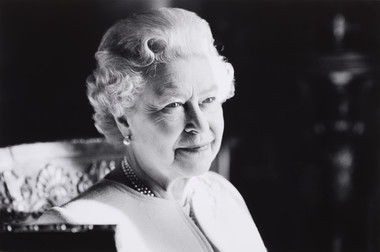 Palatul Buckingham a prezentat prima fotografie cu noua piatră funerară de la locul unde a fost înmormântată regina Elizabeth a II-a