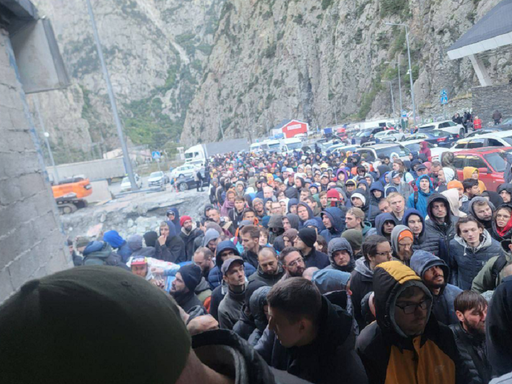 CNN: Peste 200.000 de ruşi au ajuns în Georgia, Kazahstan şi Uniunea Europeană de la anunţul lui Putin referitor la mobilizare, arată datele din mai multe ţări