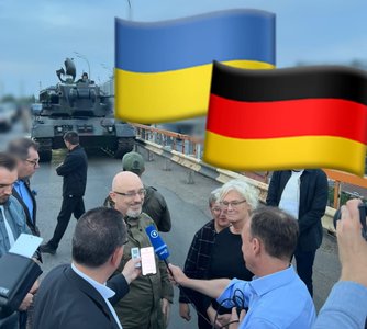 Ministrul german al Apărării, vizită surpriză în Ucraina