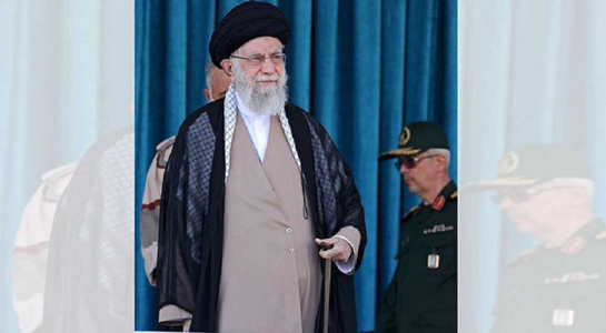 ”Revoltele” din Iran sunt urzite de către SUA şi Israel, acuză Khamenei, în prima sa reacţie publică după moartea lui Mahsa Amini