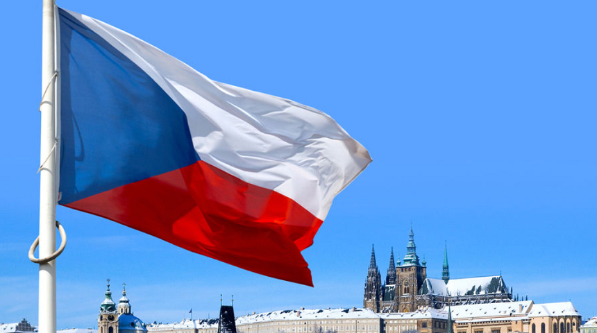 Republica Cehă sfătuieşte cetăţenii cu dublă cetăţenie cehă-rusă să părăsească Rusia