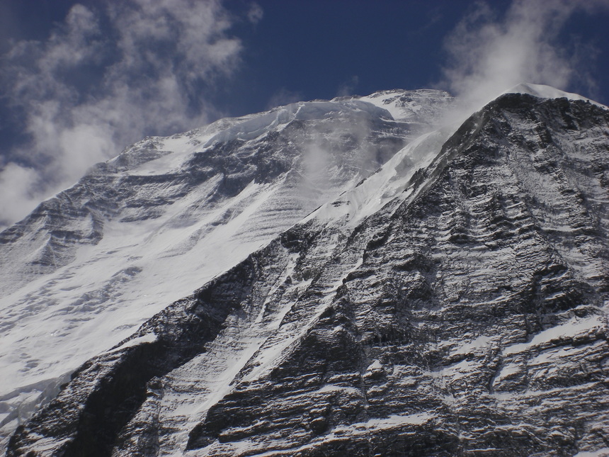 India: Cel puţin 19 morţi şi 10 dispăruţi în urma unei avalanşe în Munţii Himalaya