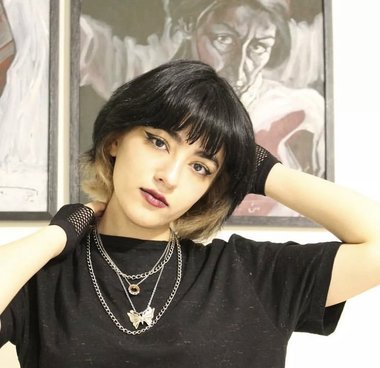 Mama Nikăi Shakarami, adolescenta de 16 ani ucisă în timpul protestelor din Iran, declară că fata a fost bătută până la moarte de forţele iraniene