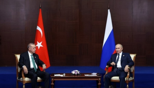 Erdogan apără relaţiile economice turco-ruse, la Astana, şi se angajează la o continuare a exportului cerealelor ucrainene, într-o reuniune cu Putin. ”Rusia şi Turcia îi vor deranja cu siguranţă pe unii, iar ţările dezvoltate vor fi mai puţin fericite”