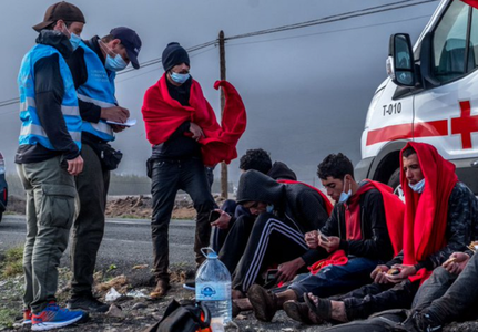Numărul intrărilor ilegale ale migranţilor în Uniunea Europeană, la cel mai mare nivel din 2016, anunţă Frontex