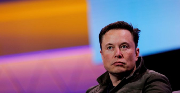 SpaceX nu poate finanţa ”la nesfârşit” serviciul de Internet Starlink în Ucraina, avertizează Elon Musk